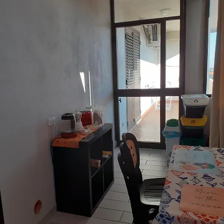 Centro 1-2-3 アパート *